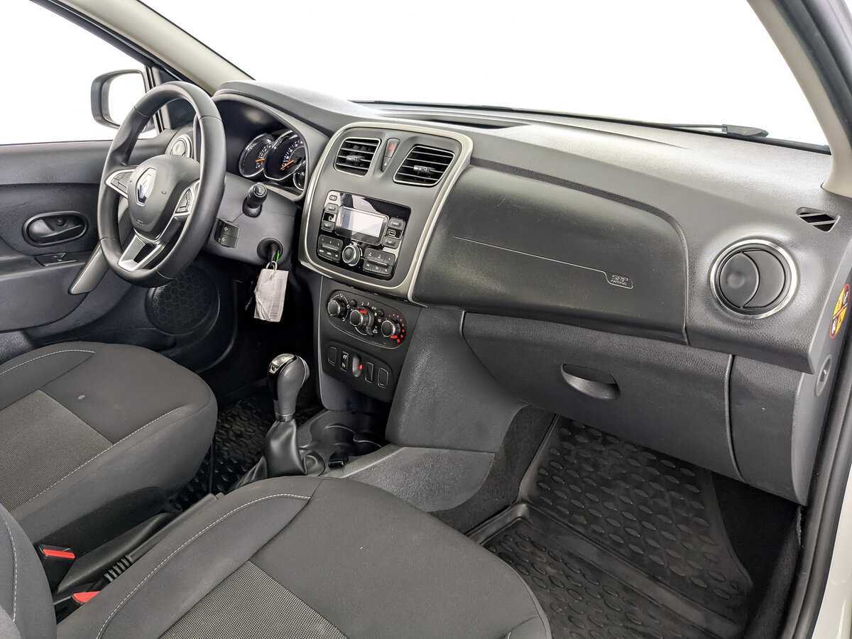 Б/У Рено Сандеро 2019 года. Фото: #10