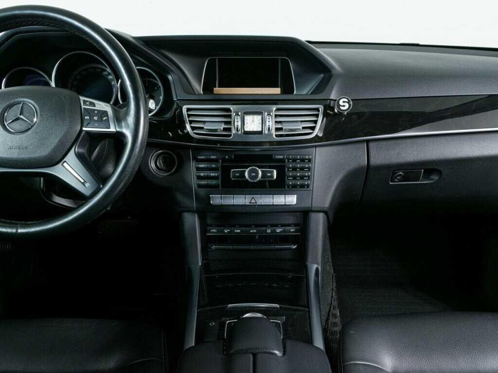 Mercedes-Benz E-Класс 2014 года с пробегом. Фото: #8