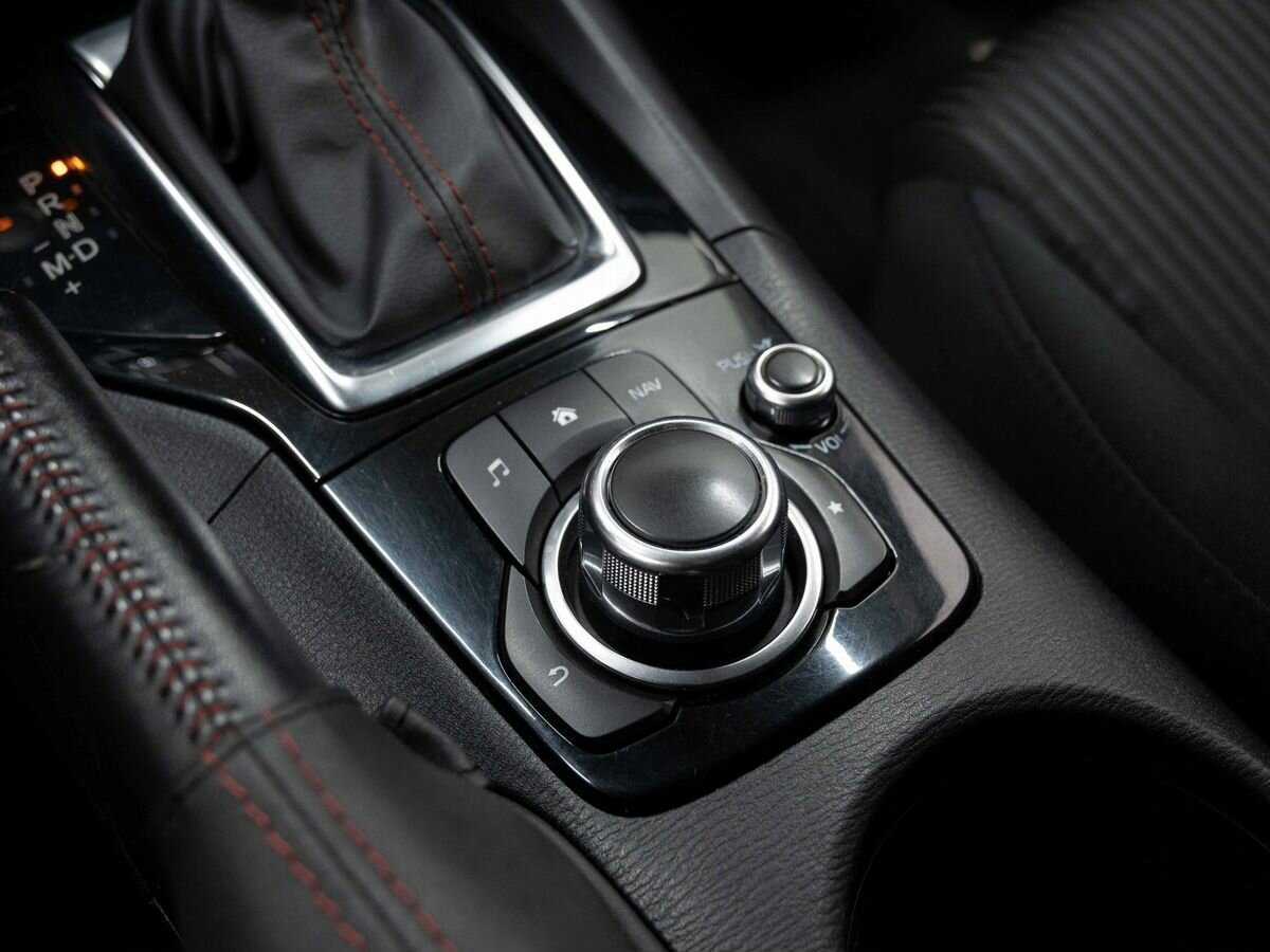 Б/У Мазда 3 2014 года. Фото: #20