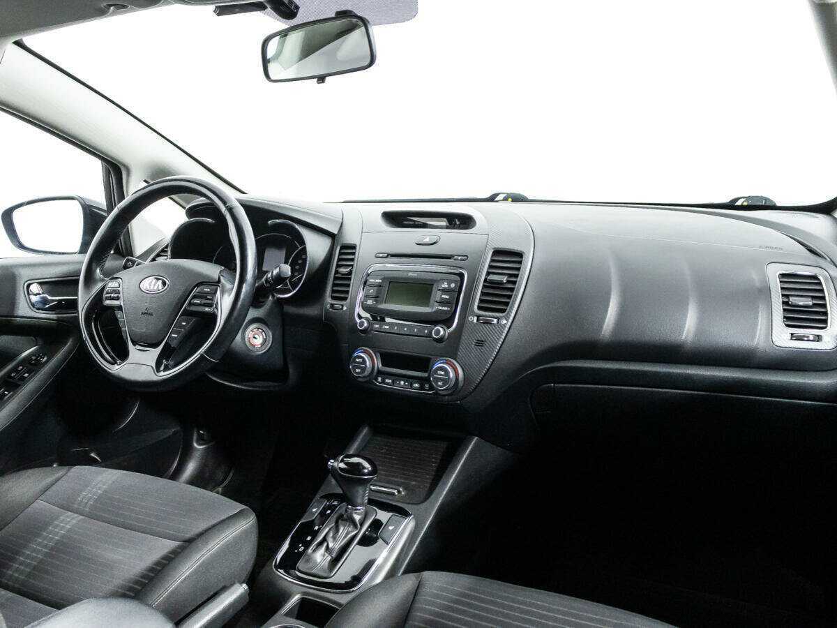 Б/У Киа Церато 2018 года. Фото: #8