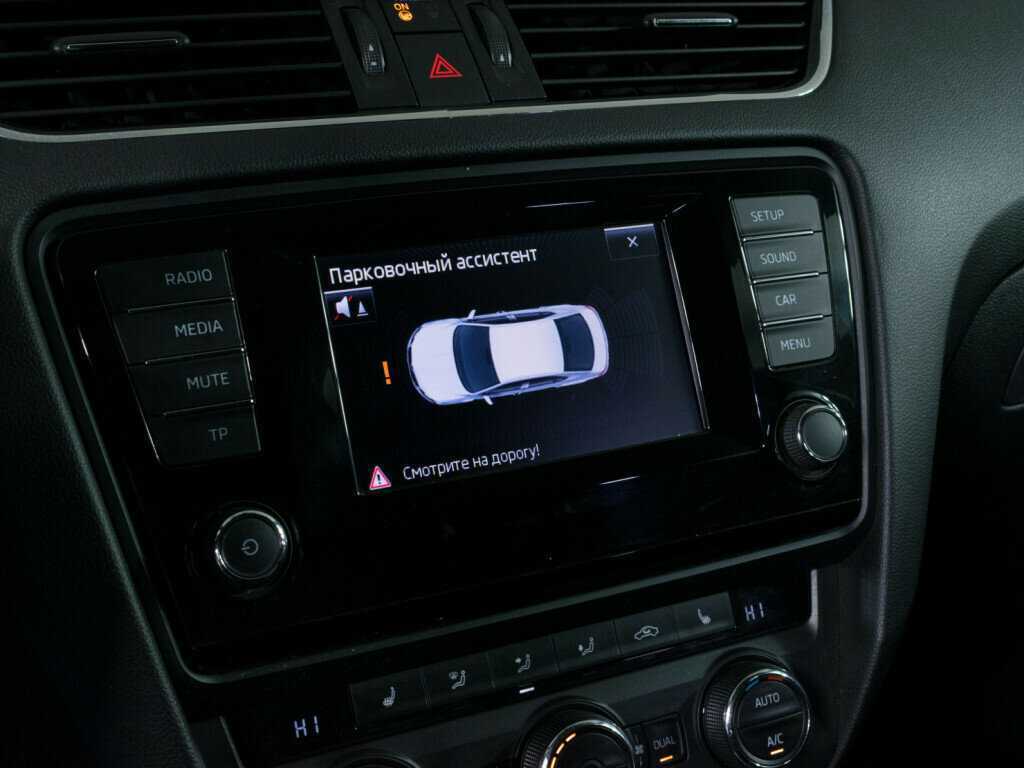 Б/У Шкода Октавия 2014 года. Фото: #12