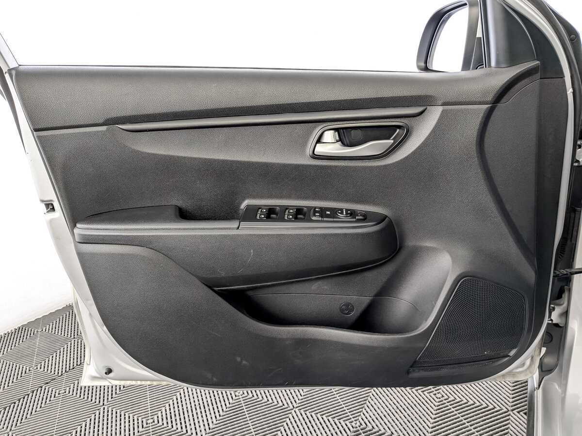 Б/У Киа Рио 2020 года. Фото: #16