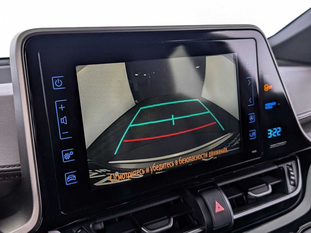 Toyota C-HR 2017 года с пробегом. Фото: #24