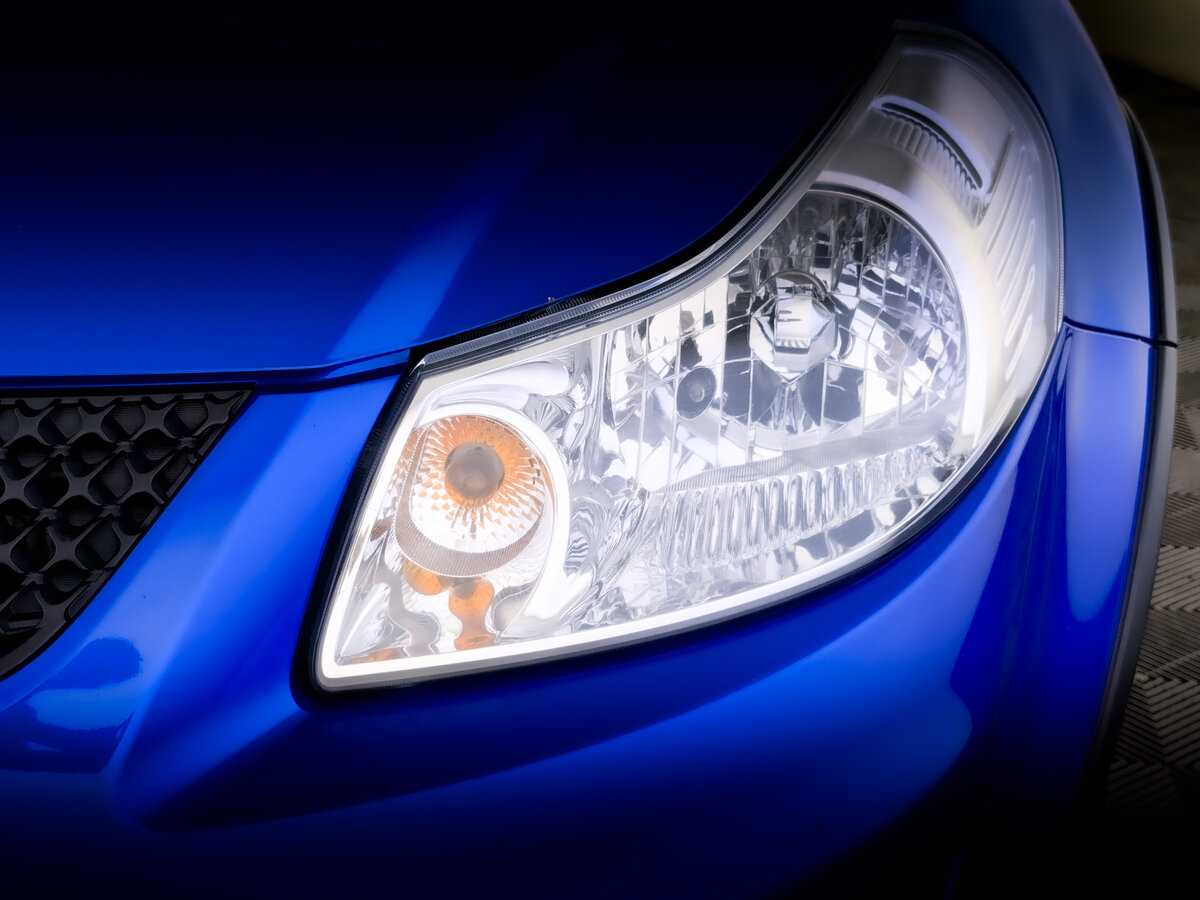 Б/У Сузуки С-Икс4 2012 года. Фото: #16