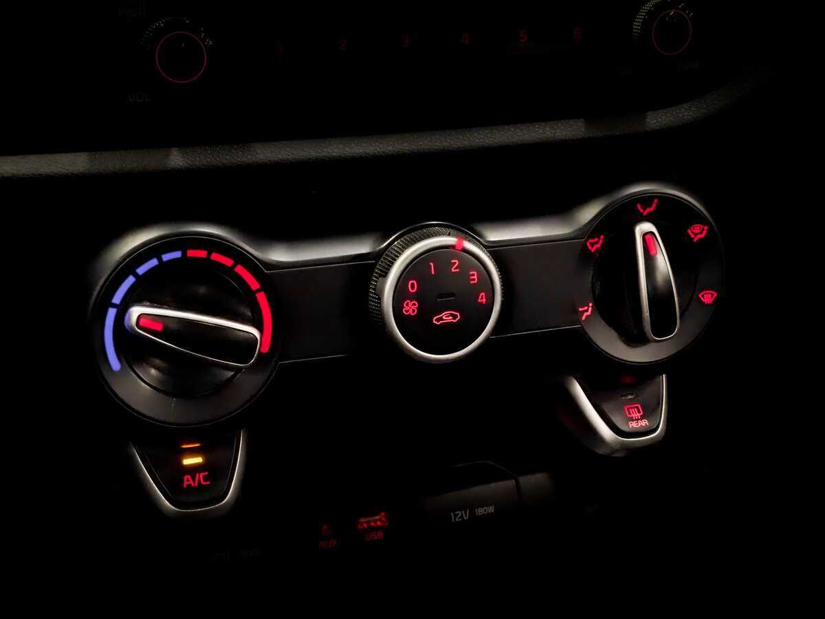 Б/У Киа Рио 2020 года. Фото: #23