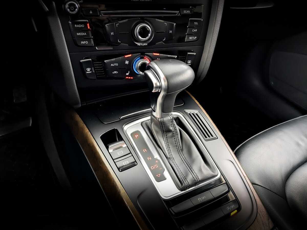 Audi A4 2015 года с пробегом. Фото: #24