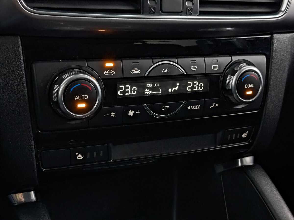 Б/У Мазда Ц-Икс-5 2016 года. Фото: #20