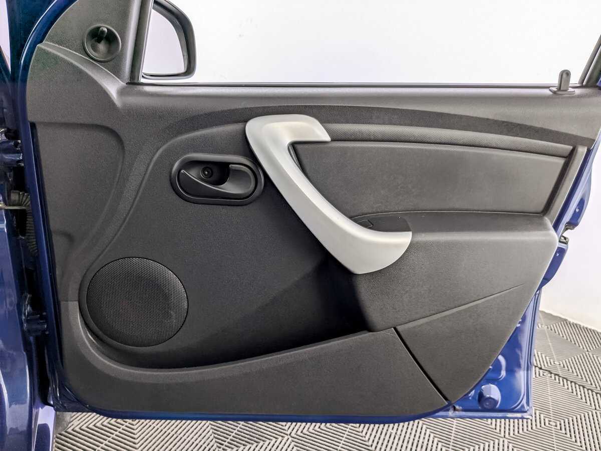 Б/У Лада (ВАЗ) Ларгус 2013 года. Фото: #23