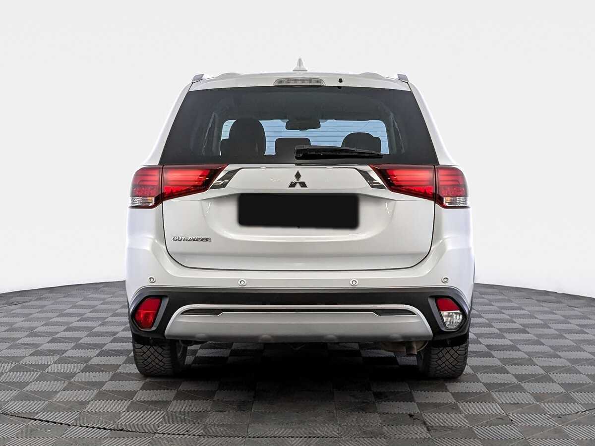 Mitsubishi Outlander 2021 года с пробегом. Фото: #5