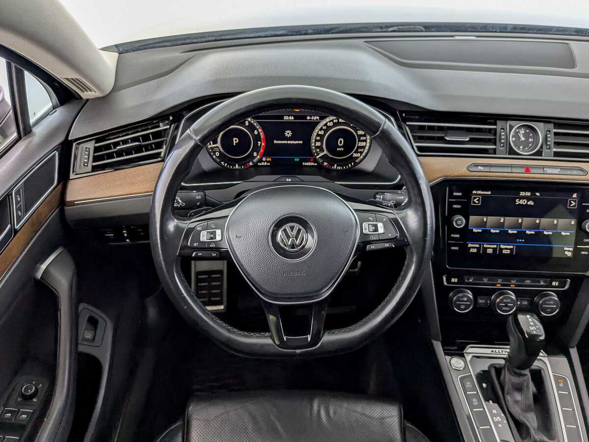 Volkswagen Passat 2018 года с пробегом. Фото: #21