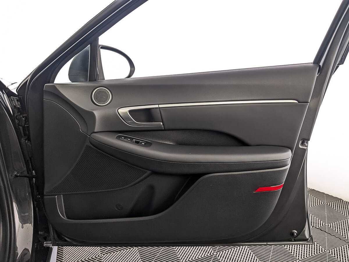 Hyundai Sonata 2022 года с пробегом. Фото: #22