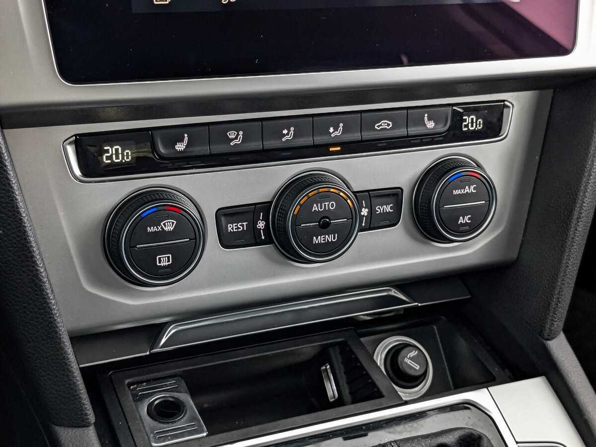 Volkswagen Passat 2019 года с пробегом. Фото: #20