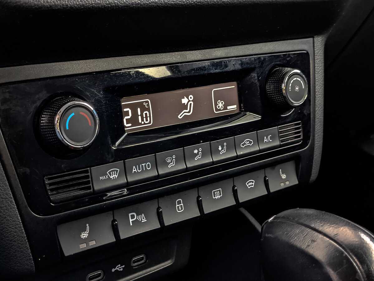 Б/У Фольксваген Поло 2020 года. Фото: #17