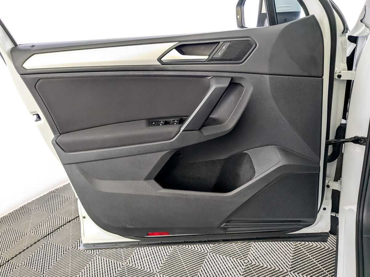Volkswagen Tiguan 2020 года с пробегом. Фото: #18