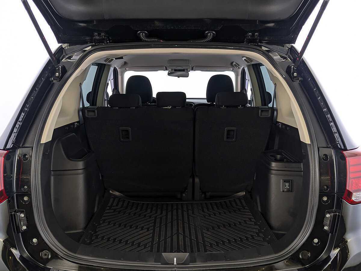 Mitsubishi Outlander 2021 года с пробегом. Фото: #9