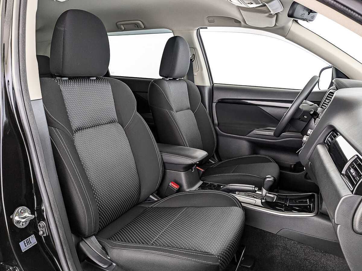 Mitsubishi Outlander 2021 года с пробегом. Фото: #23