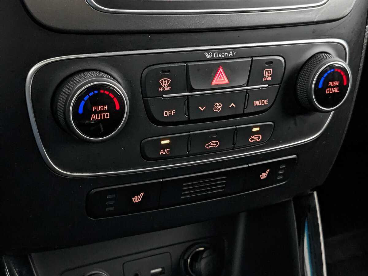 Б/У Киа Соренто 2018 года. Фото: #20