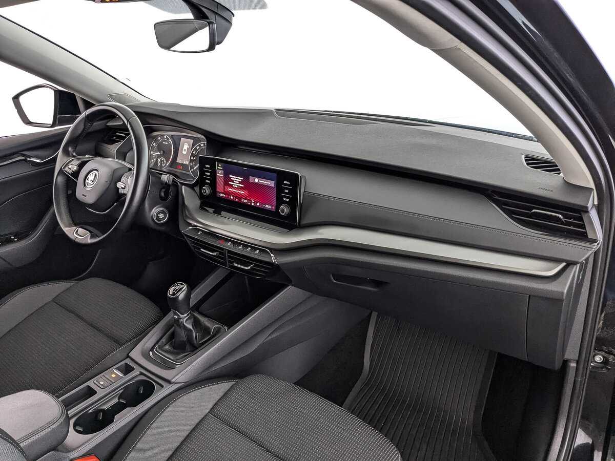 Skoda Octavia 2021 года с пробегом. Фото: #10