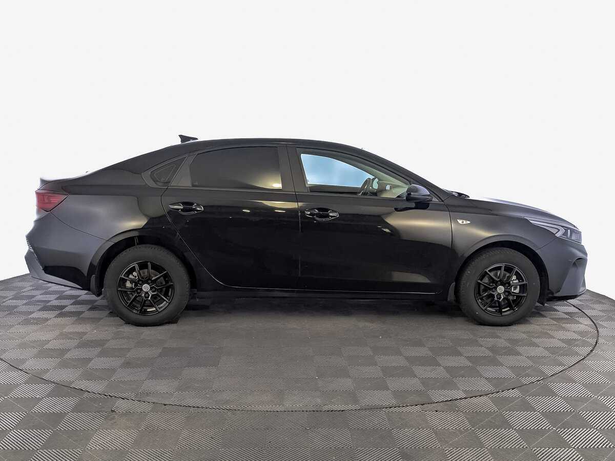 Kia Cerato 2022 года с пробегом. Фото: #3