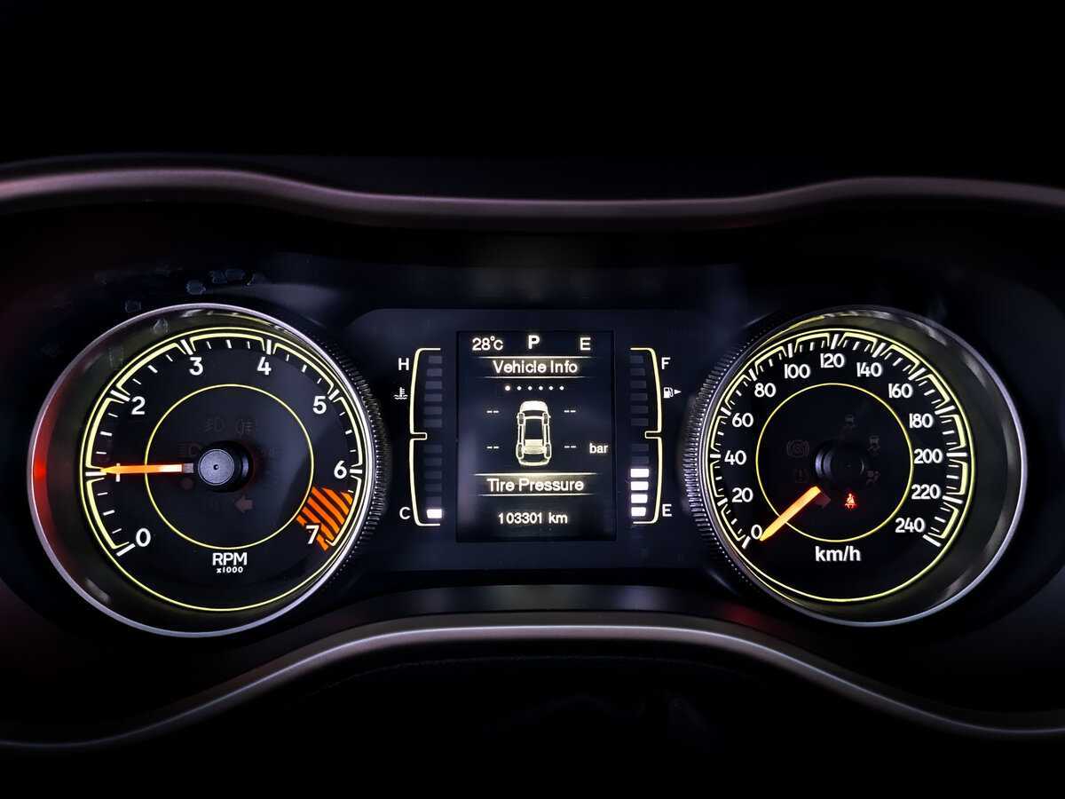 Jeep Cherokee 2014 года с пробегом. Фото: #12