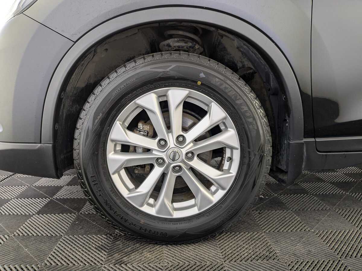 Б/У Ниссан Икс-Трейл 2017 года. Фото: #11