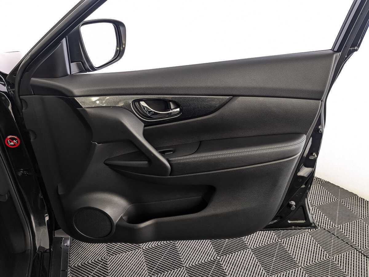 Б/У Ниссан Икс-Трейл 2017 года. Фото: #24