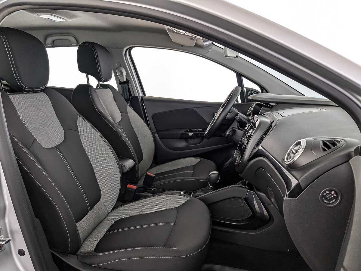 Б/У Рено Каптюр 2021 года. Фото: #22