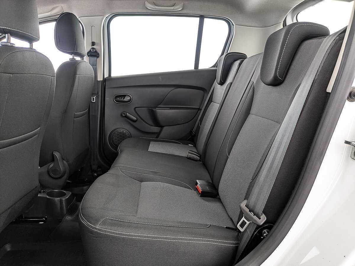 Б/У Рено Сандеро 2022 года. Фото: #10