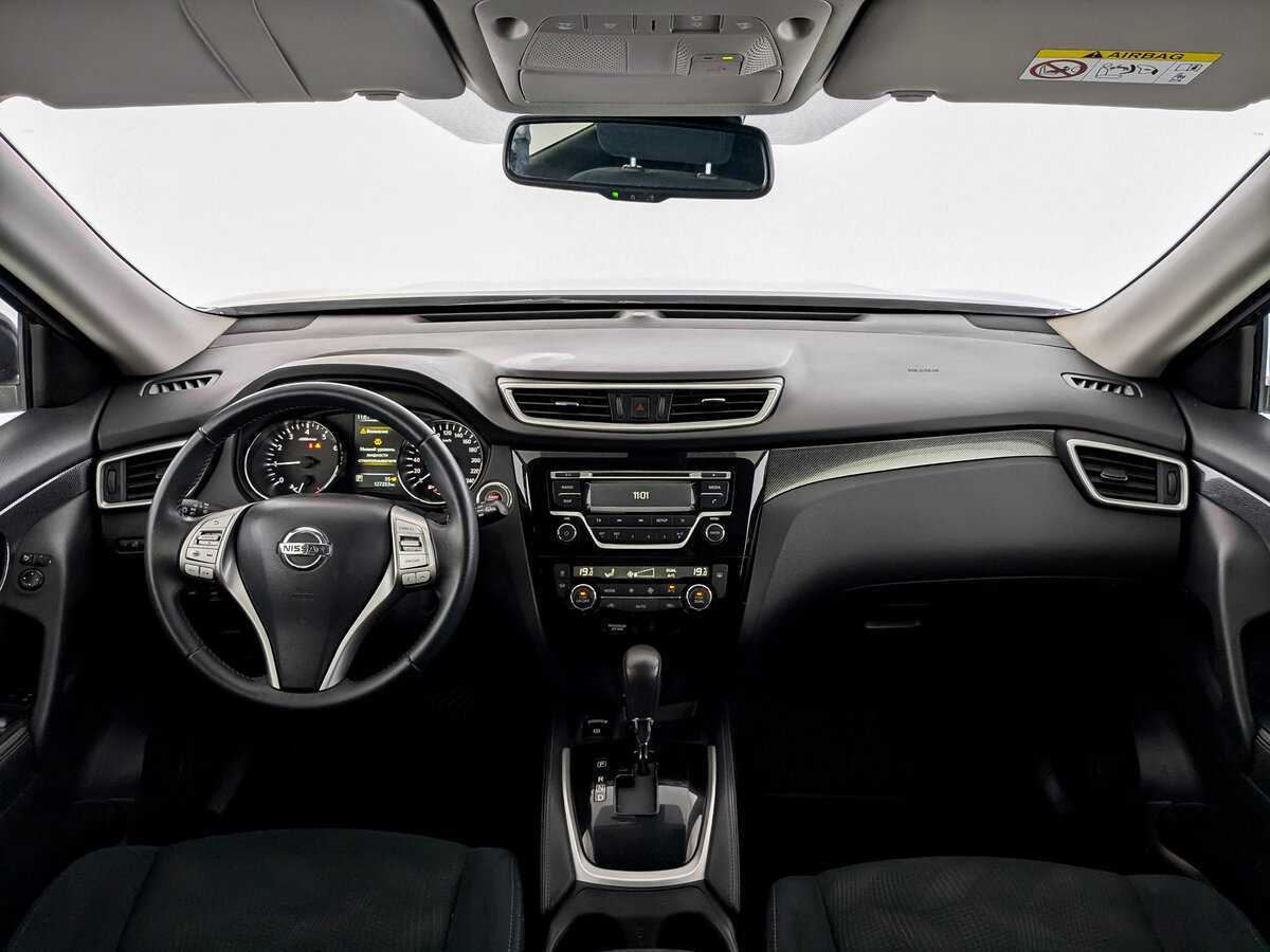 Б/У Ниссан Икс-Трейл 2017 года. Фото: #13