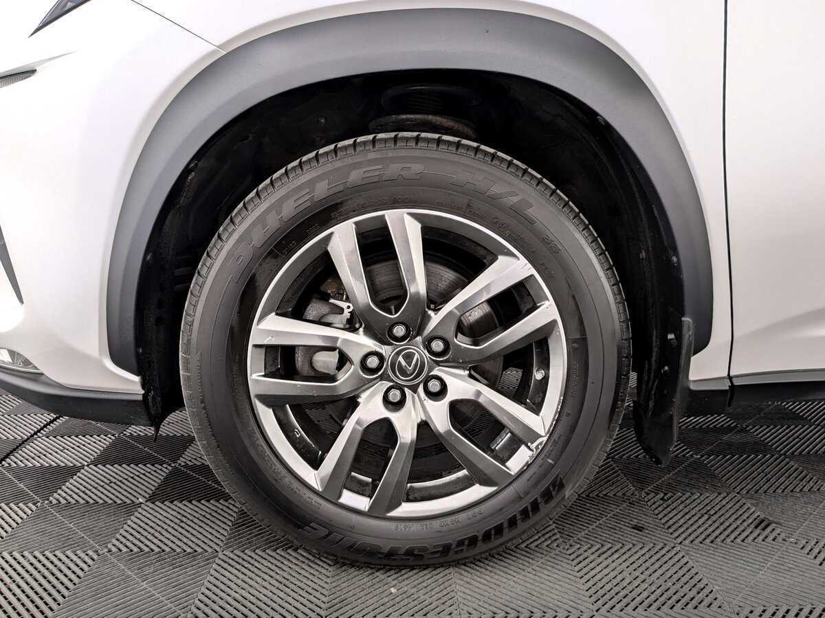 Lexus NX 2018 года с пробегом. Фото: #17