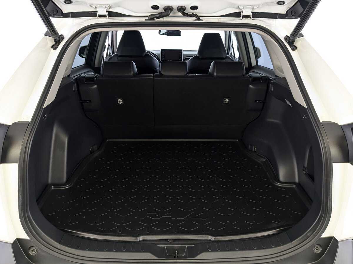 Toyota RAV4 2021 года с пробегом. Фото: #9