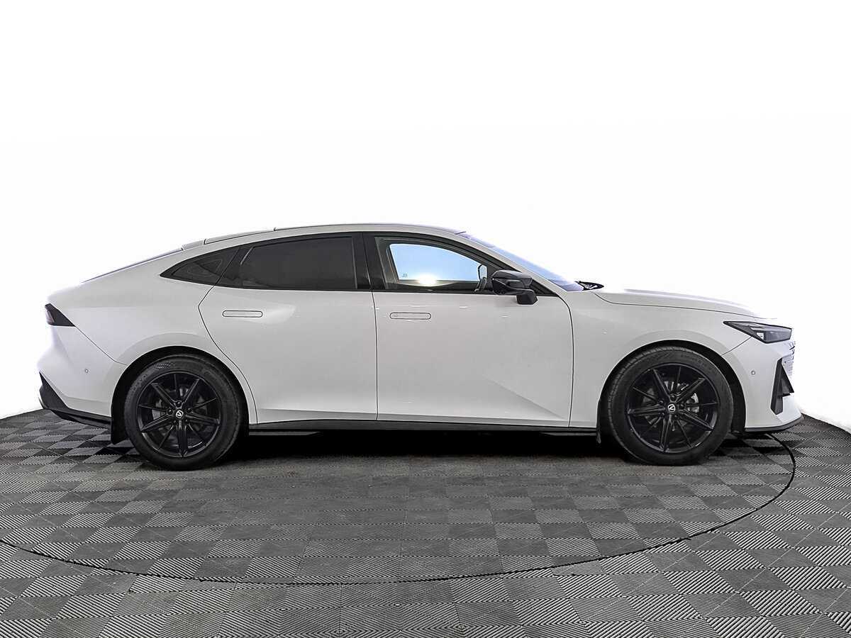 Changan UNI-V 2023 года с пробегом. Фото: #3