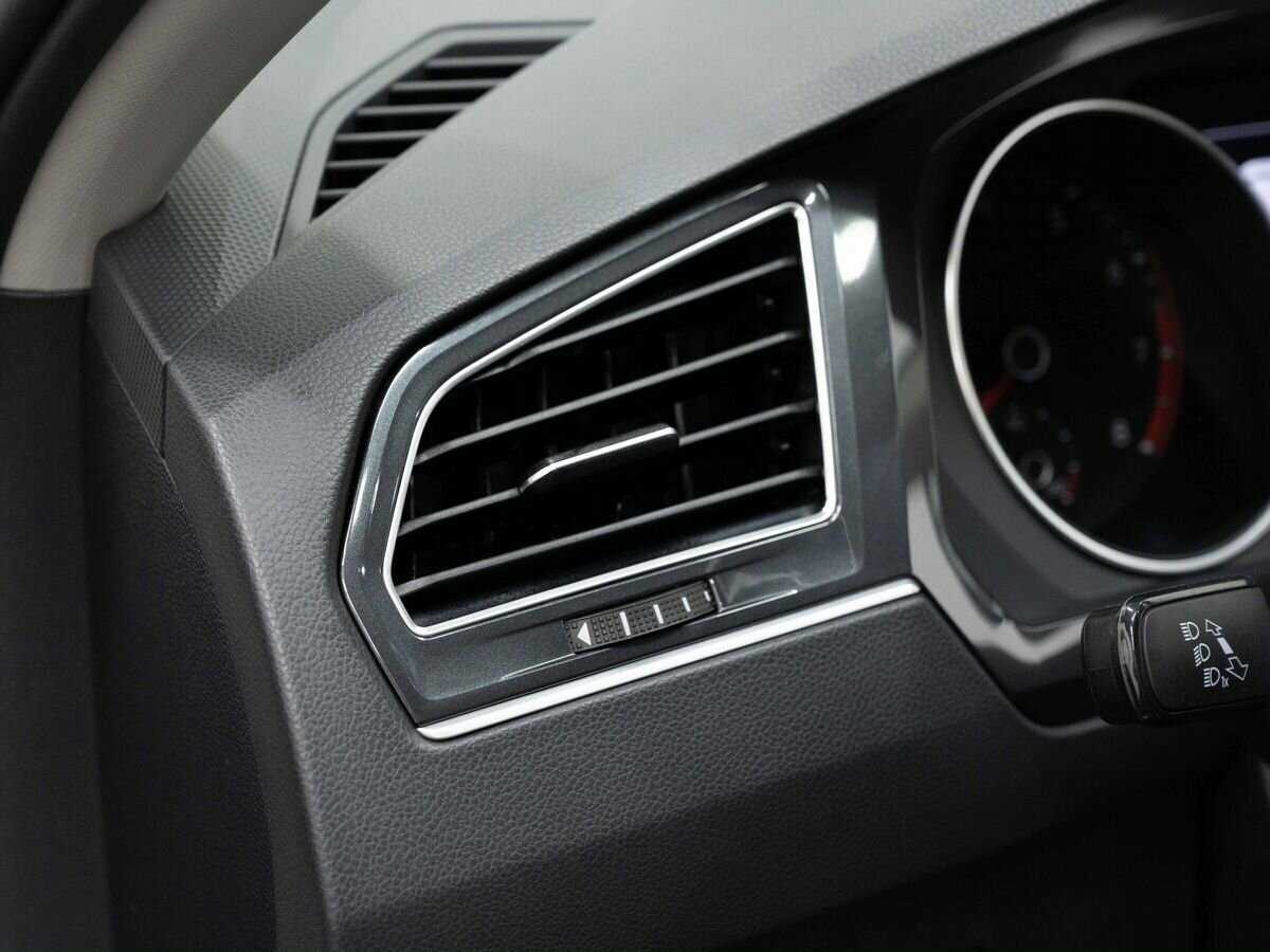 Volkswagen Tiguan 2017 года с пробегом. Фото: #19