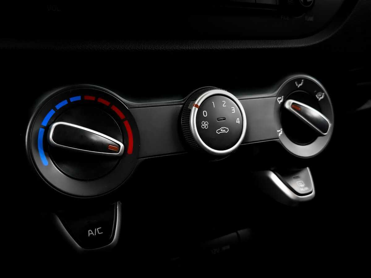 Б/У Киа Рио 2020 года. Фото: #22