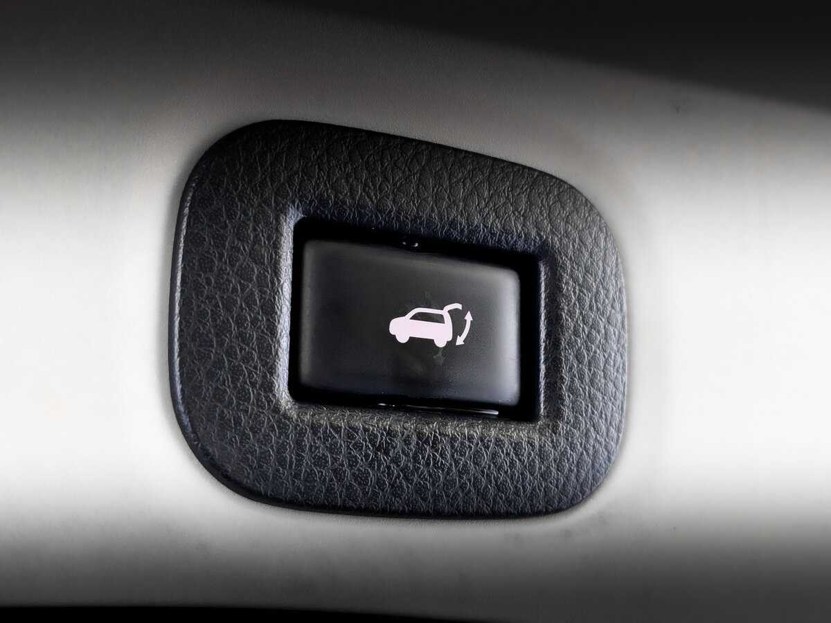 Б/У Ниссан Икс-Трейл 2016 года. Фото: #24