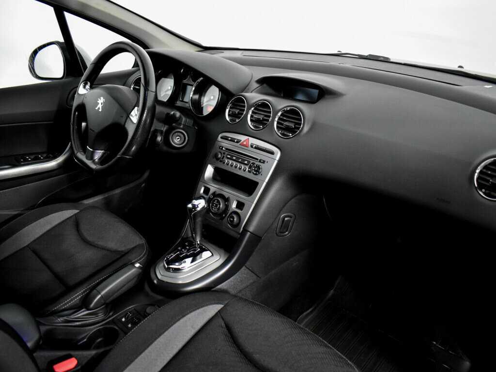 Б/У Пежо 408 2016 года. Фото: #11