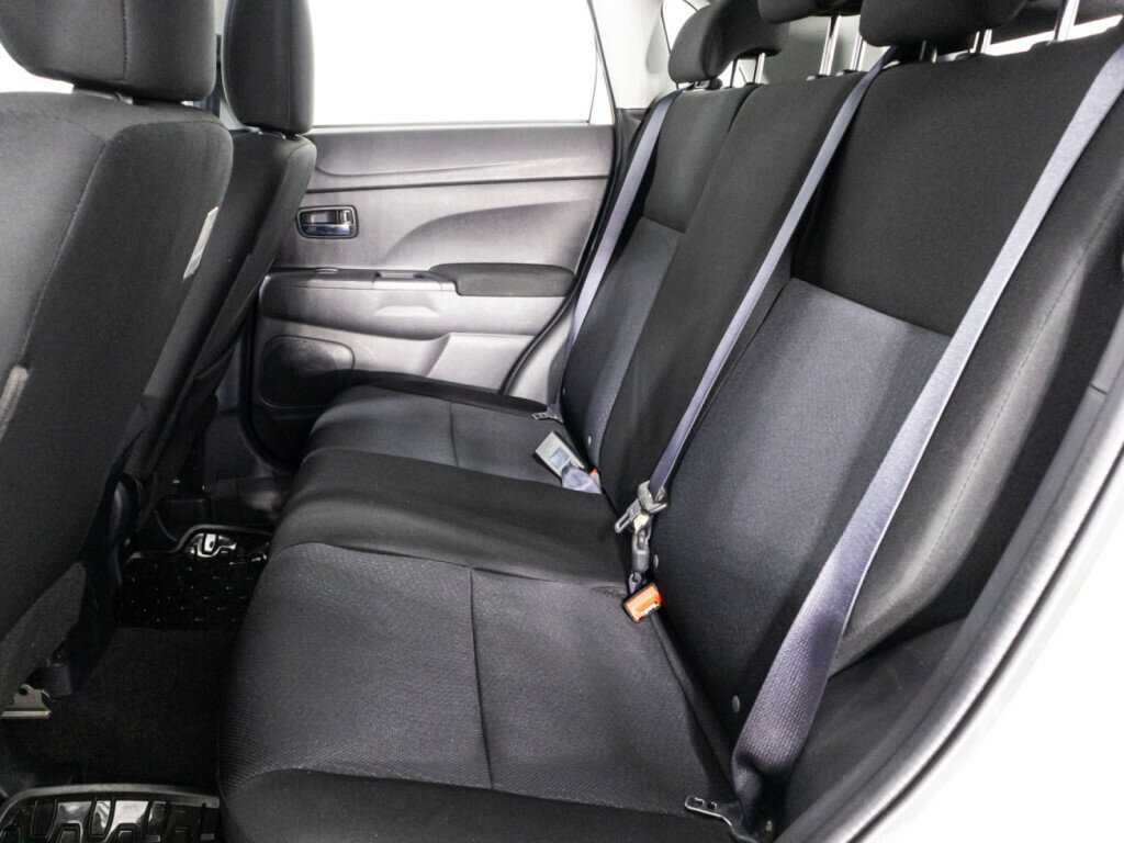 Б/У Митсубиши АС-Икс 2012 года. Фото: #9