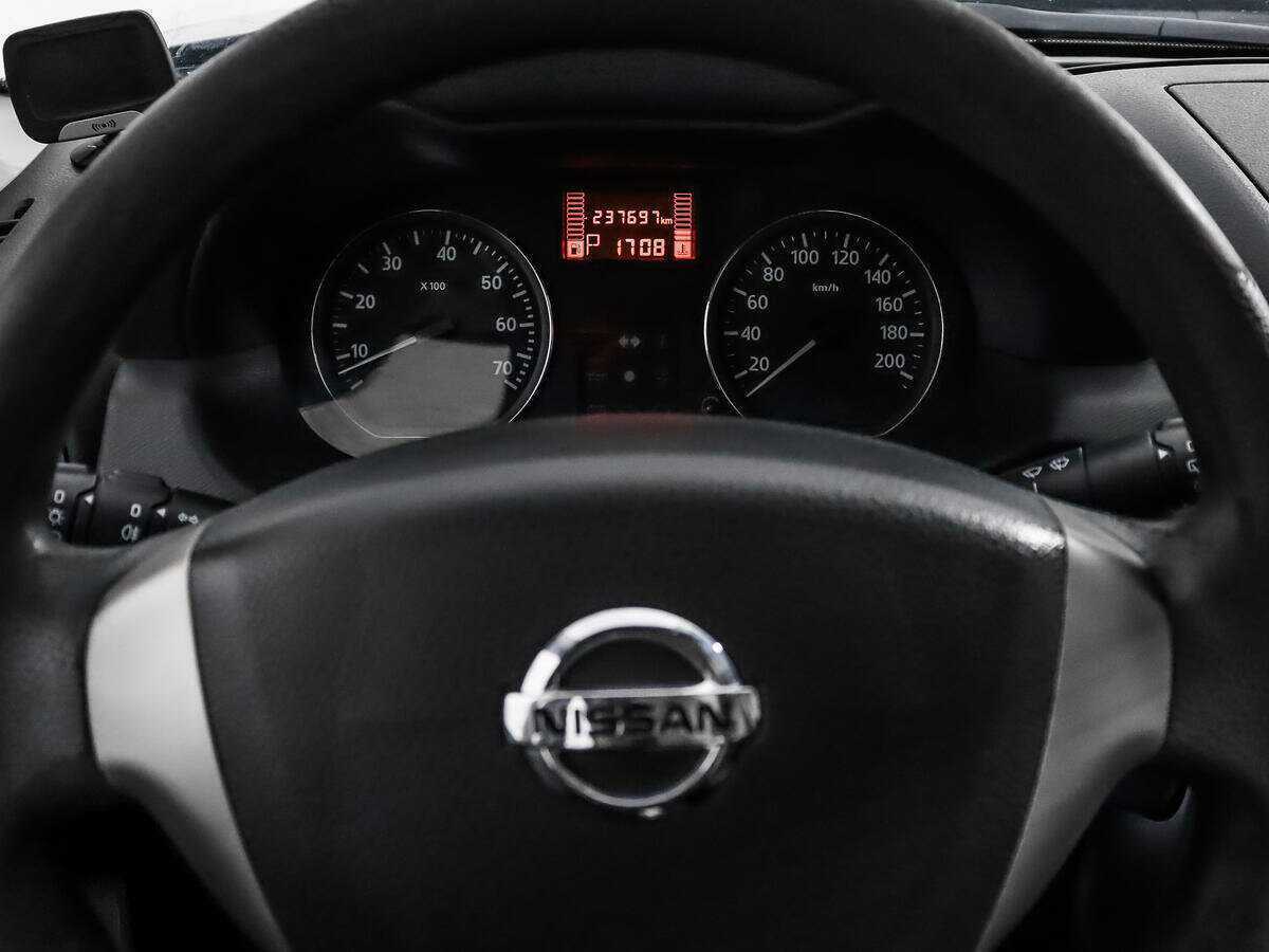 Б/У Ниссан Террано 2014 года. Фото: #14