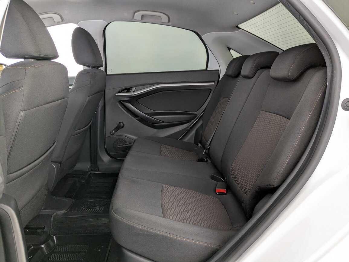 Б/У Лада (ВАЗ) Веста 2016 года. Фото: #8