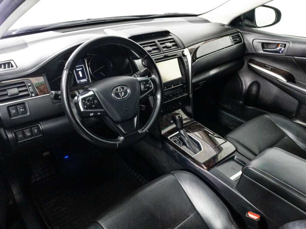 Toyota Camry 2016 года с пробегом. Фото: #10