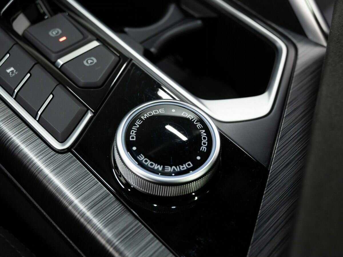 Geely Tugella 2023 года с пробегом. Фото: #29