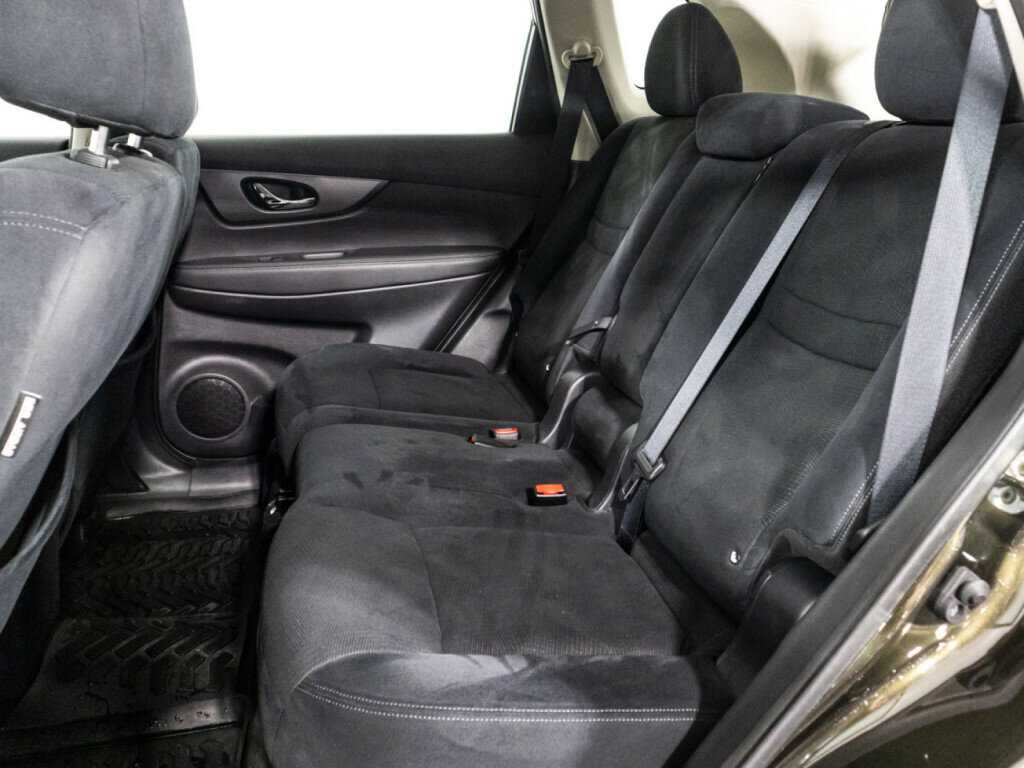 Б/У Ниссан Икс-Трейл 2015 года. Фото: #9