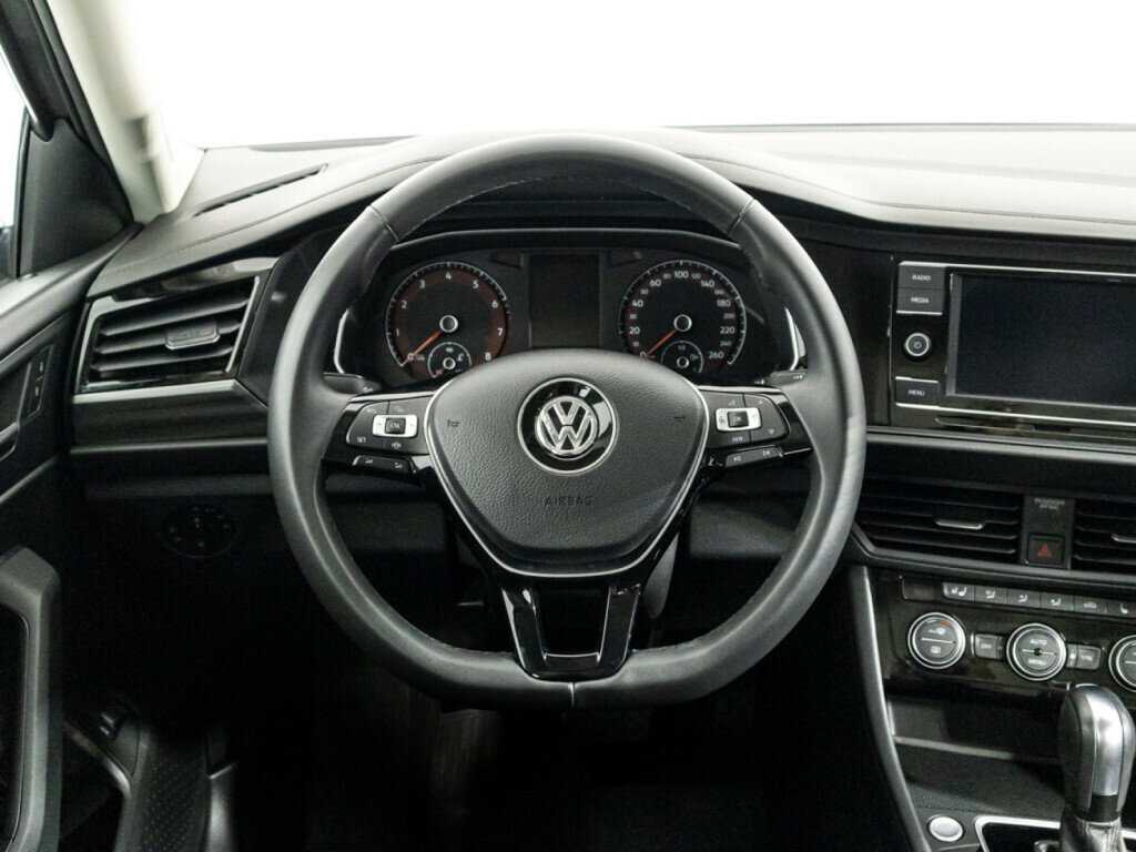 Volkswagen Jetta 2020 года с пробегом. Фото: #17