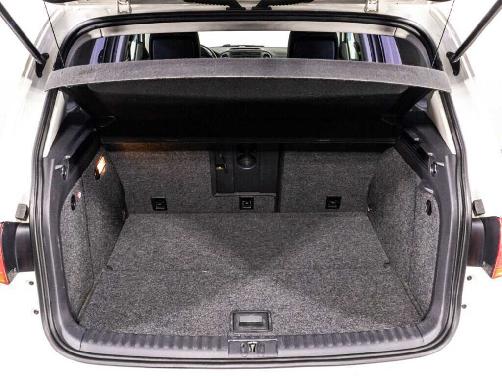 Б/У Фольксваген Тигуан 2012 года. Фото: #14