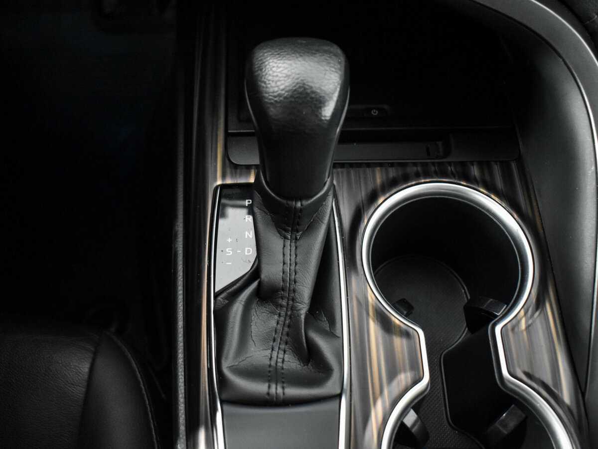 Toyota Camry 2020 года с пробегом. Фото: #6