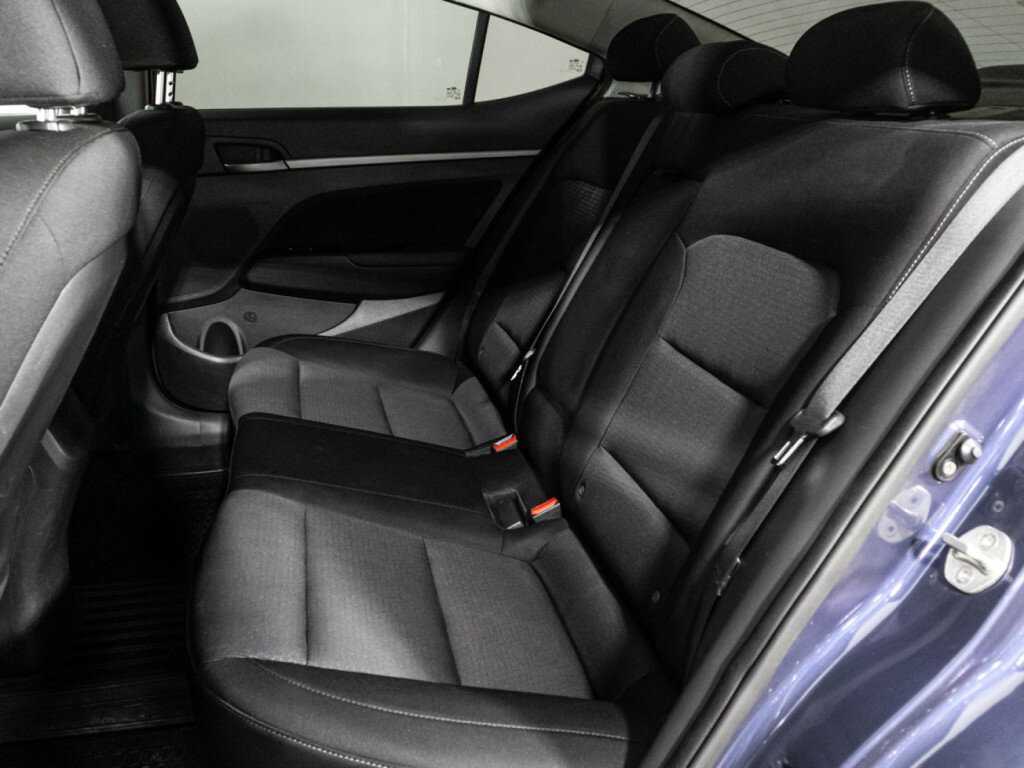 Б/У Хендай Елантра 2017 года. Фото: #9