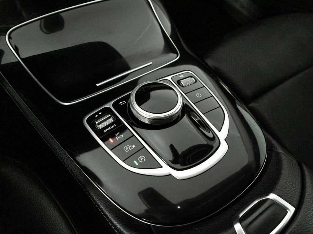 Mercedes-Benz E-Класс 2019 года с пробегом. Фото: #16