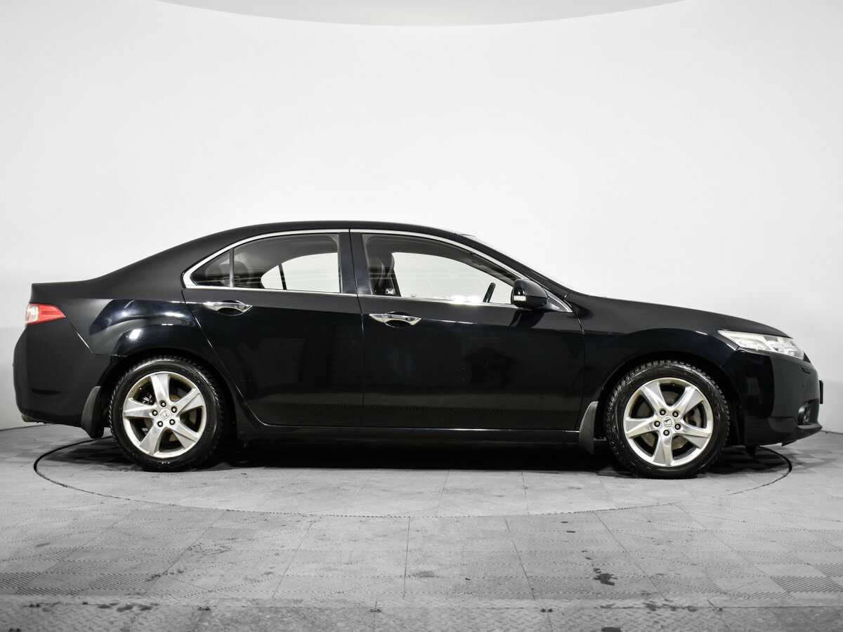 Б/У Хонда Аккорд 2012 года. Фото: #3