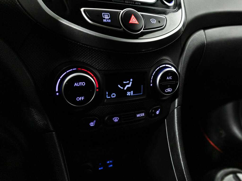 Б/У Хендай Солярис 2015 года. Фото: #15