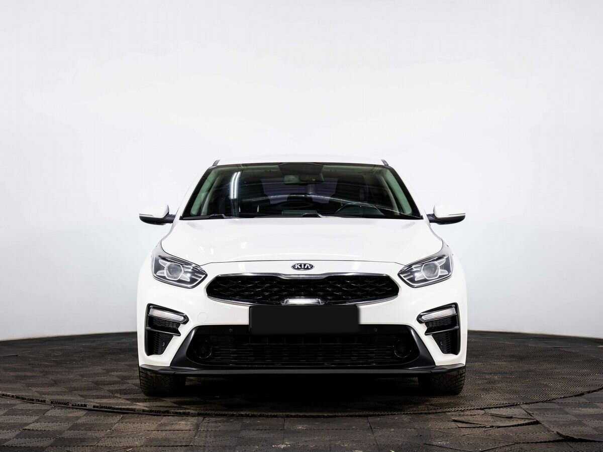 Б/У Киа Церато 2018 года. Фото: #1